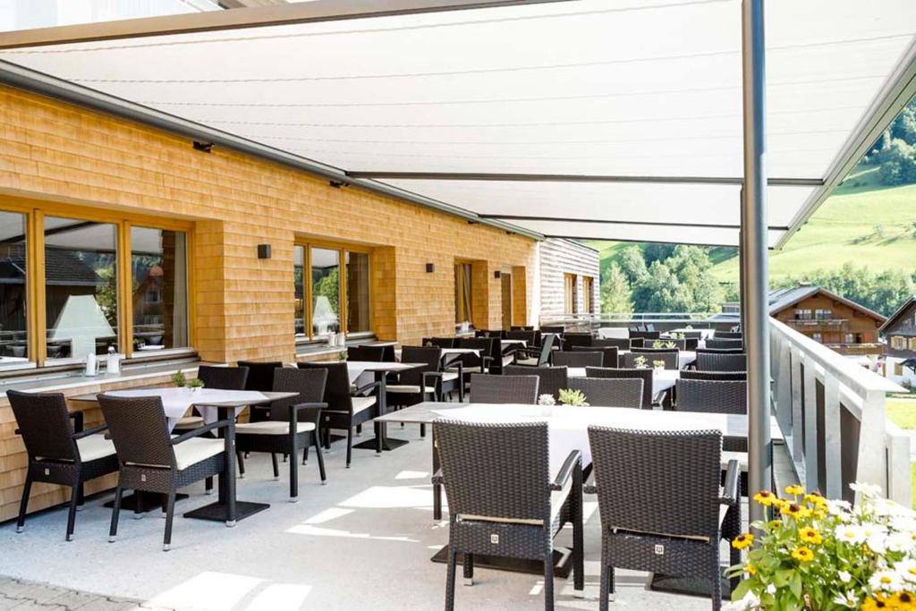 Hotel Hubertus Mellau Gmbh Exterior photo
